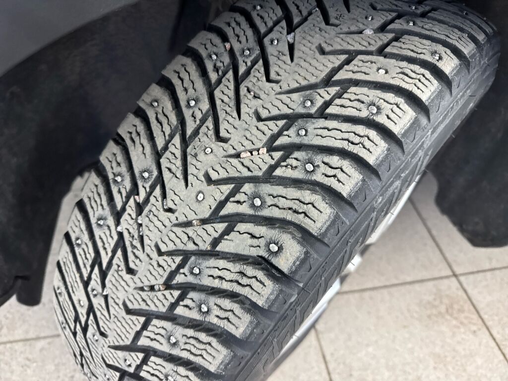 Peugeot 5008 2018 Harmaa