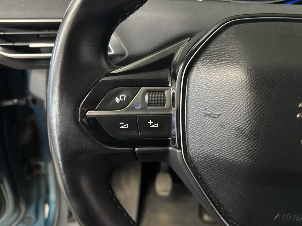 Peugeot 5008 2018 Harmaa