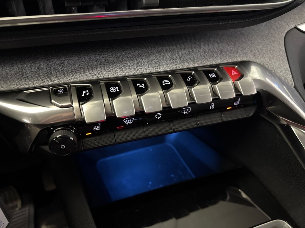 Peugeot 5008 2018 Harmaa