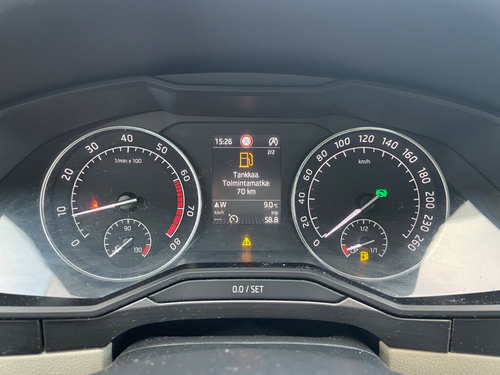 Skoda Superb 2016 Harmaa