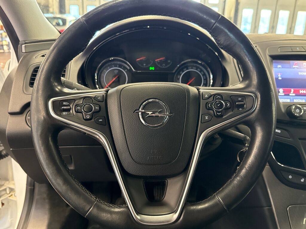 Opel Insignia 2016 Valkoinen