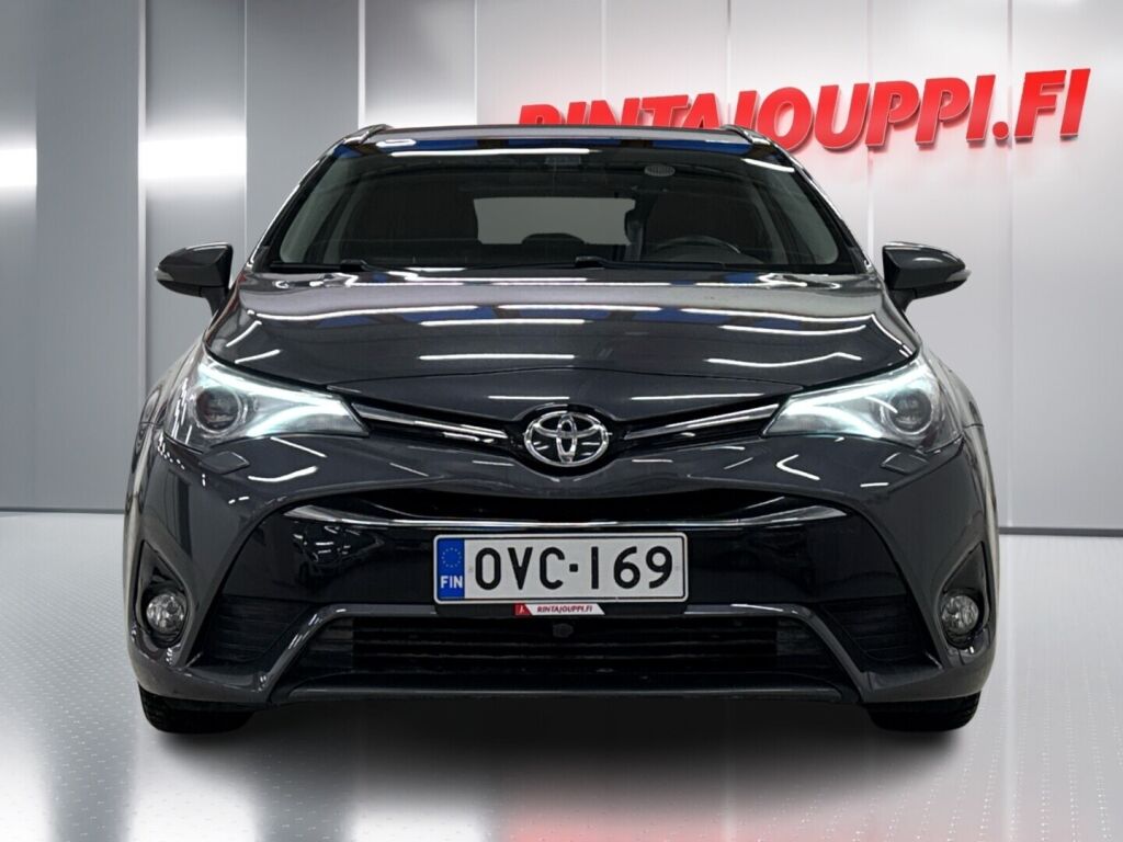 Toyota Avensis 2016 Harmaa