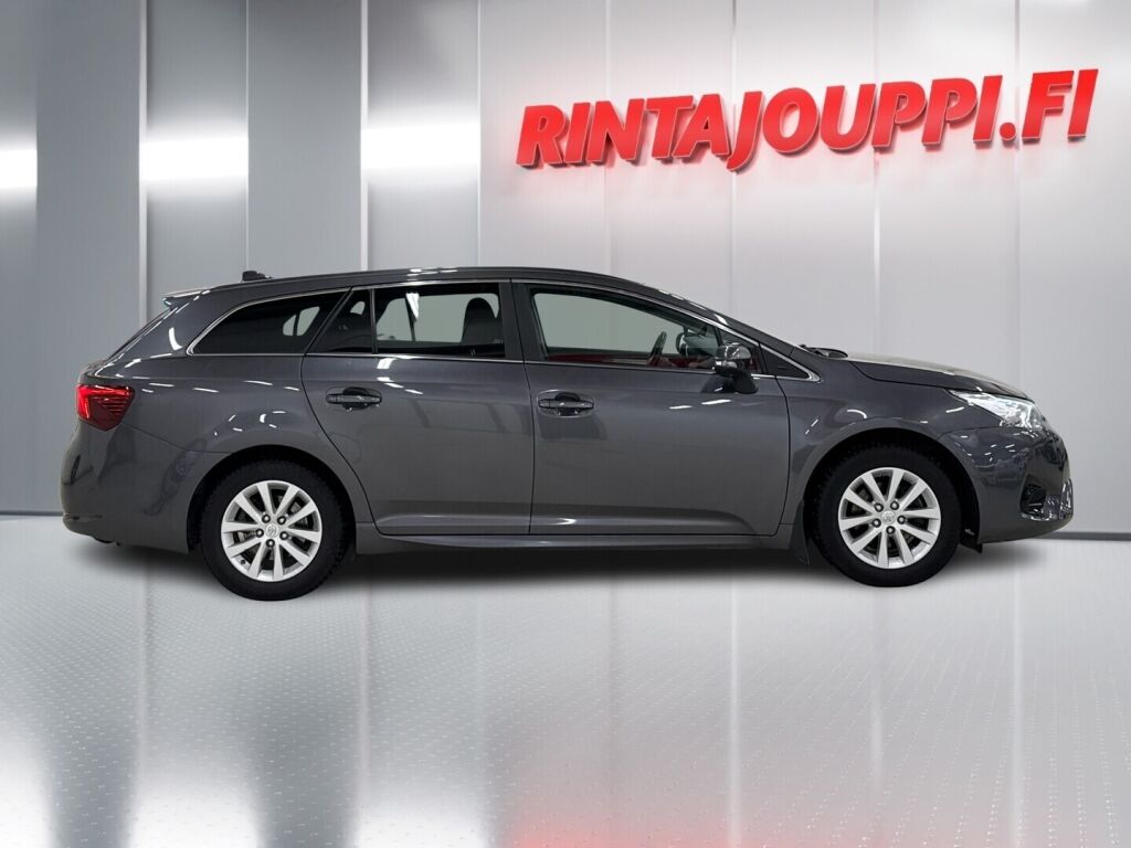 Toyota Avensis 2016 Harmaa