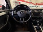 Skoda Octavia 2016 Musta