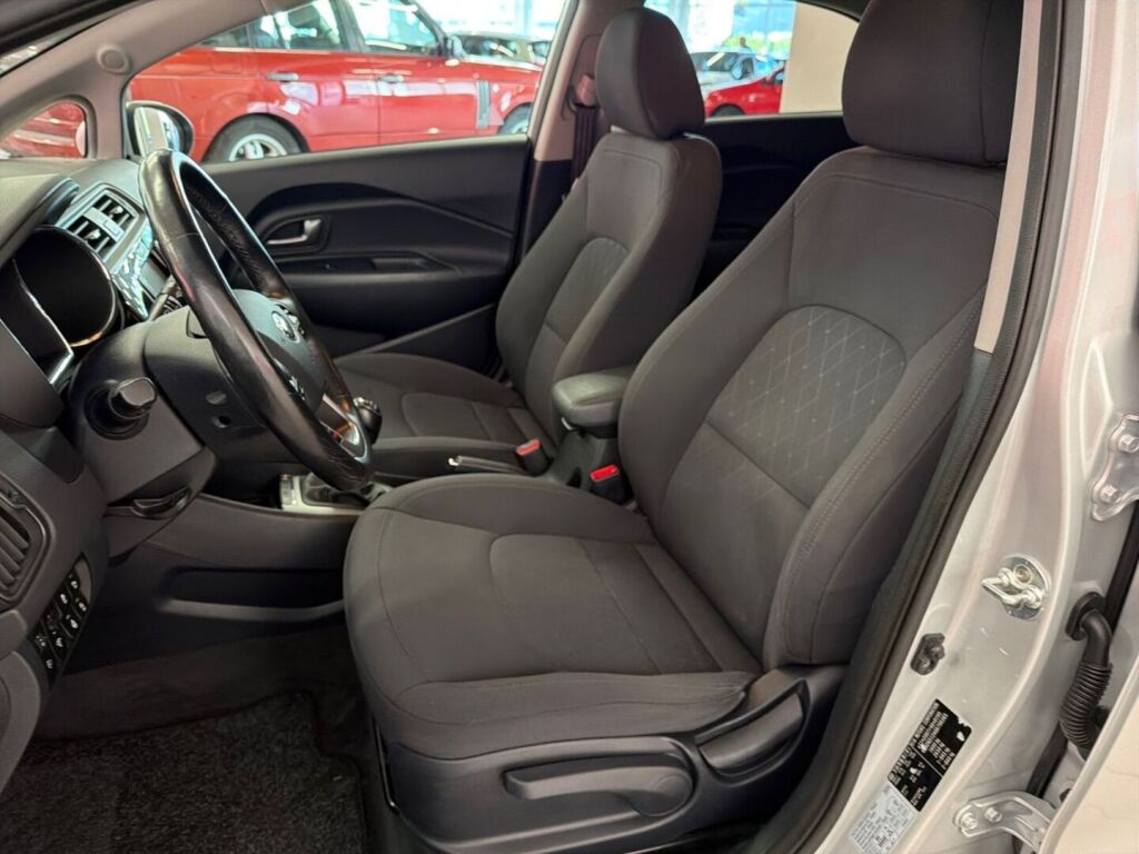 Kia Rio 2016 Hopea