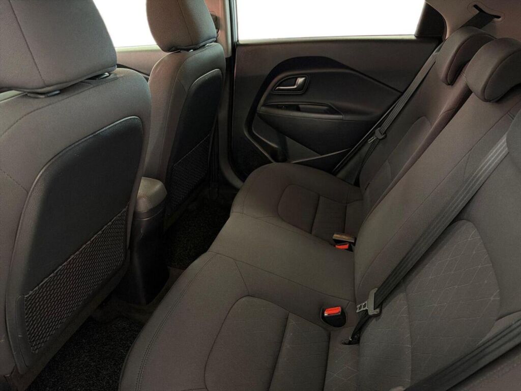 Kia Rio 2016 Hopea