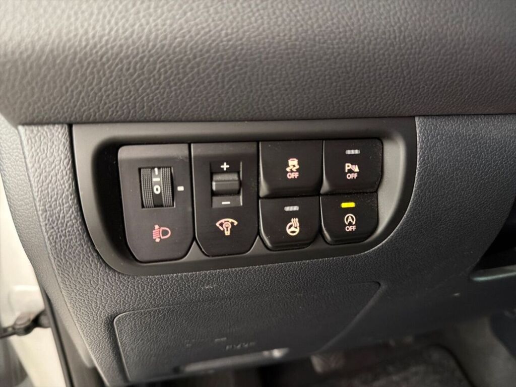 Kia Rio 2016 Hopea