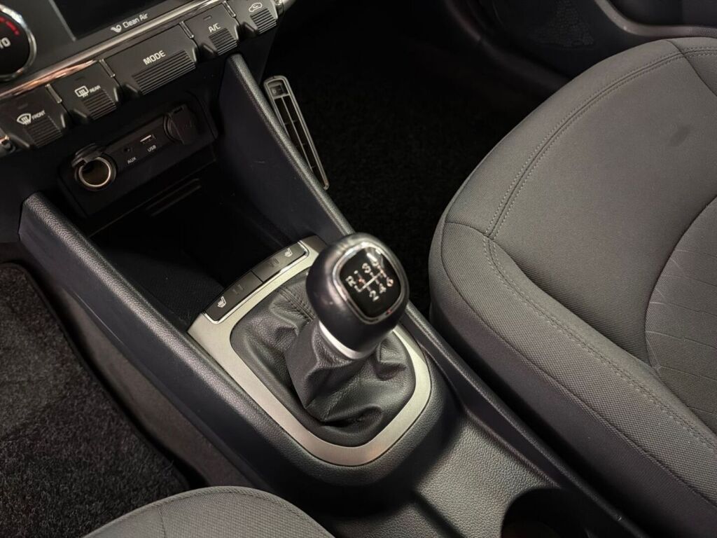 Kia Rio 2016 Hopea