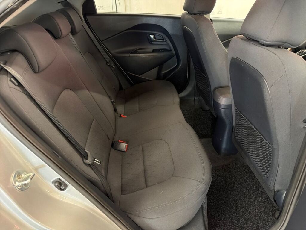 Kia Rio 2016 Hopea