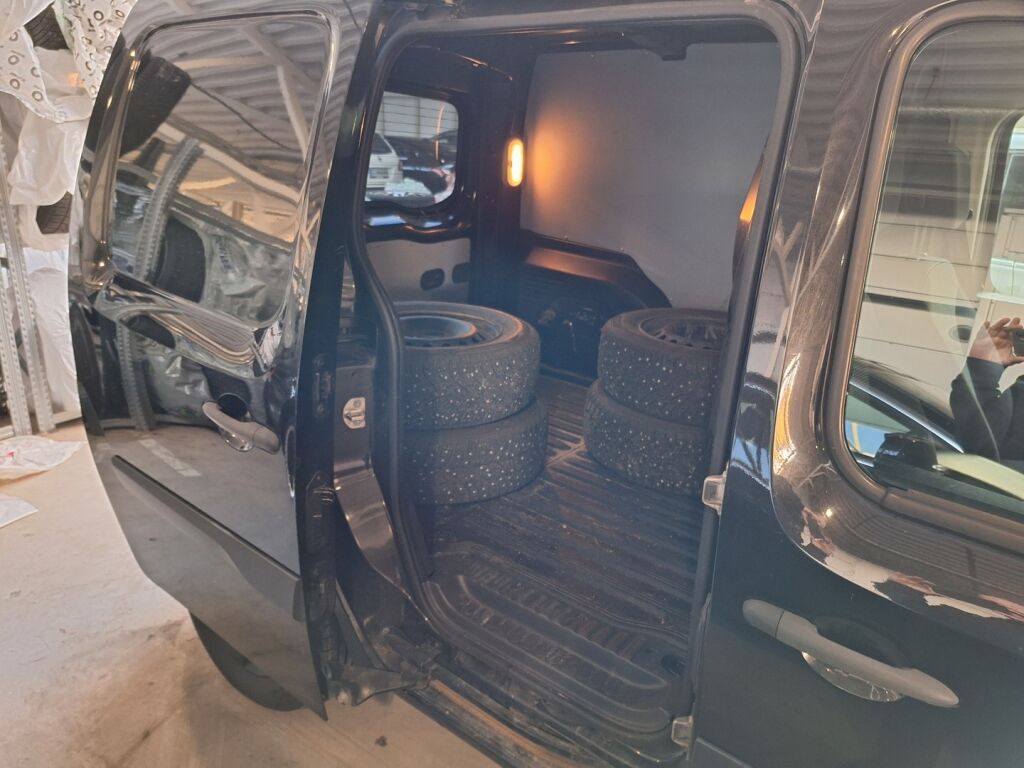 Mercedes-Benz Citan 2016 Musta