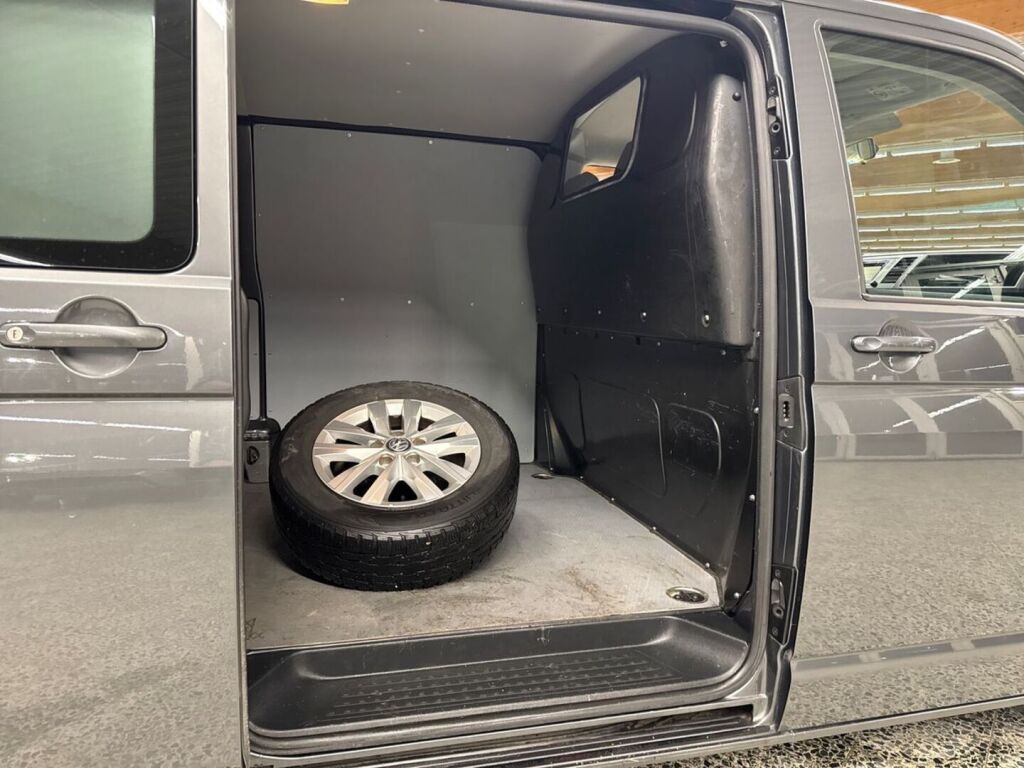 Volkswagen Transporter 2016 Harmaa