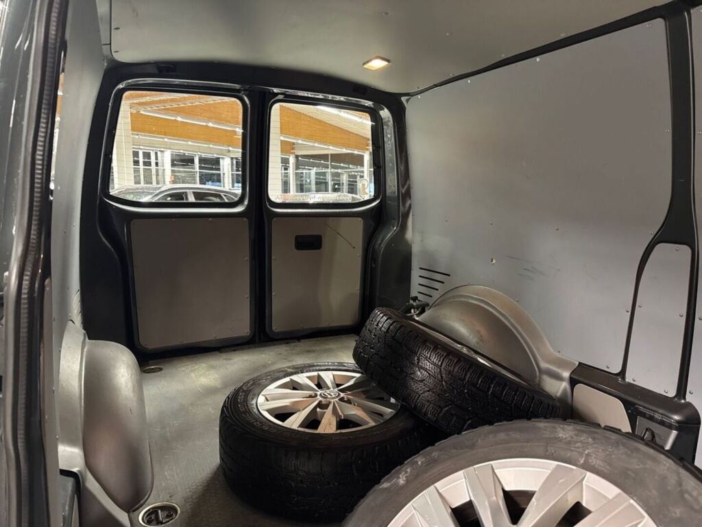 Volkswagen Transporter 2016 Harmaa