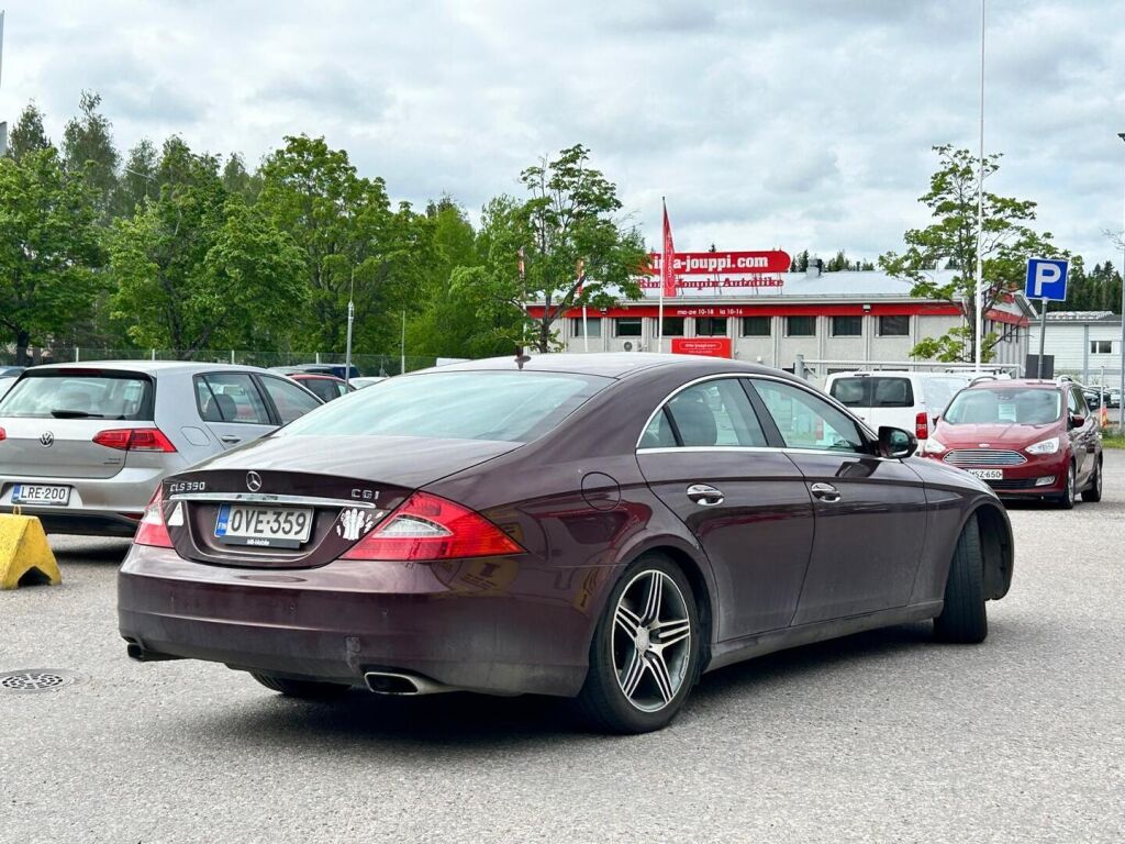 Mercedes-Benz CLS 2008 Met. Punainen