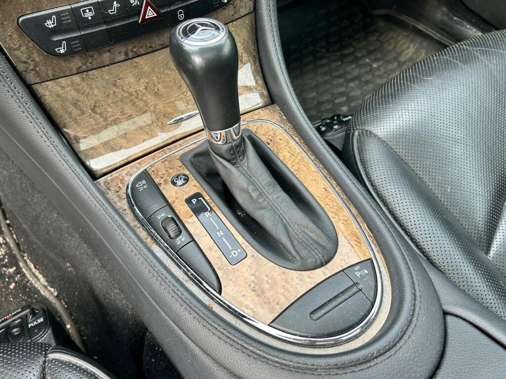 Mercedes-Benz CLS 2008 Met. Punainen