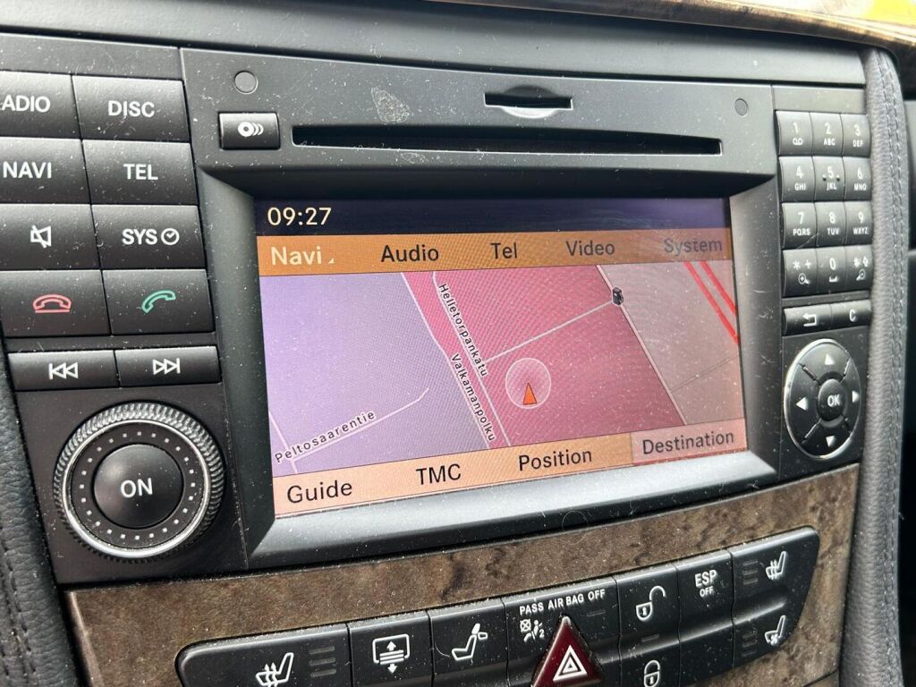 Mercedes-Benz CLS 2008 Met. Punainen