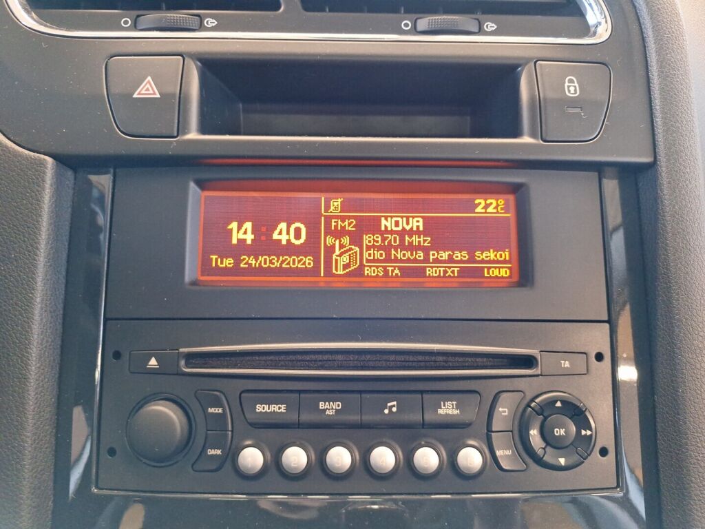 Peugeot 5008 2017 Valkoinen