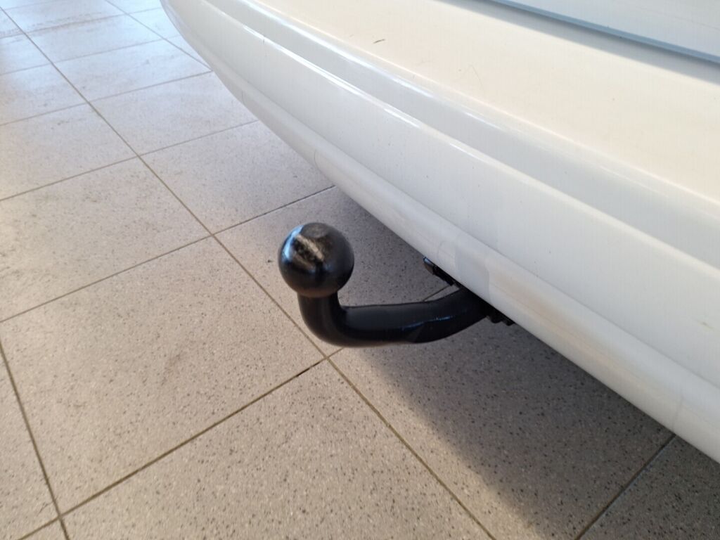 Peugeot 5008 2017 Valkoinen