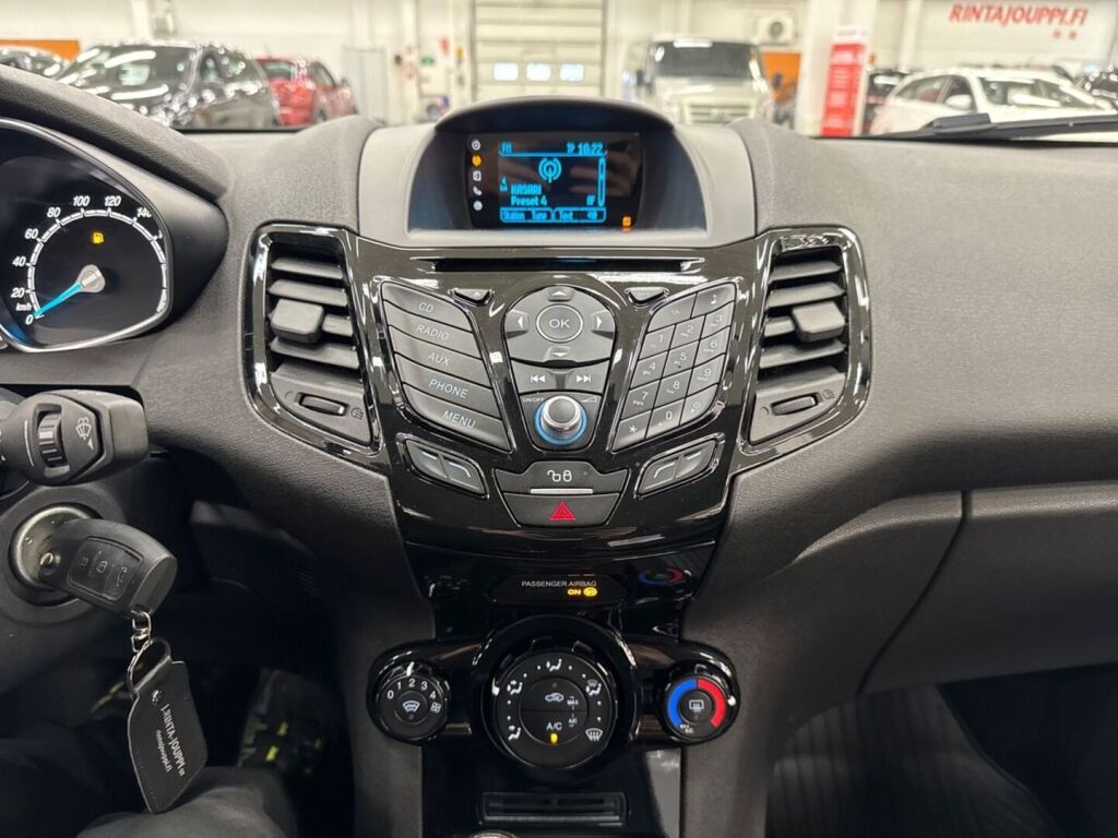 Ford Fiesta Van 2016 Valkoinen