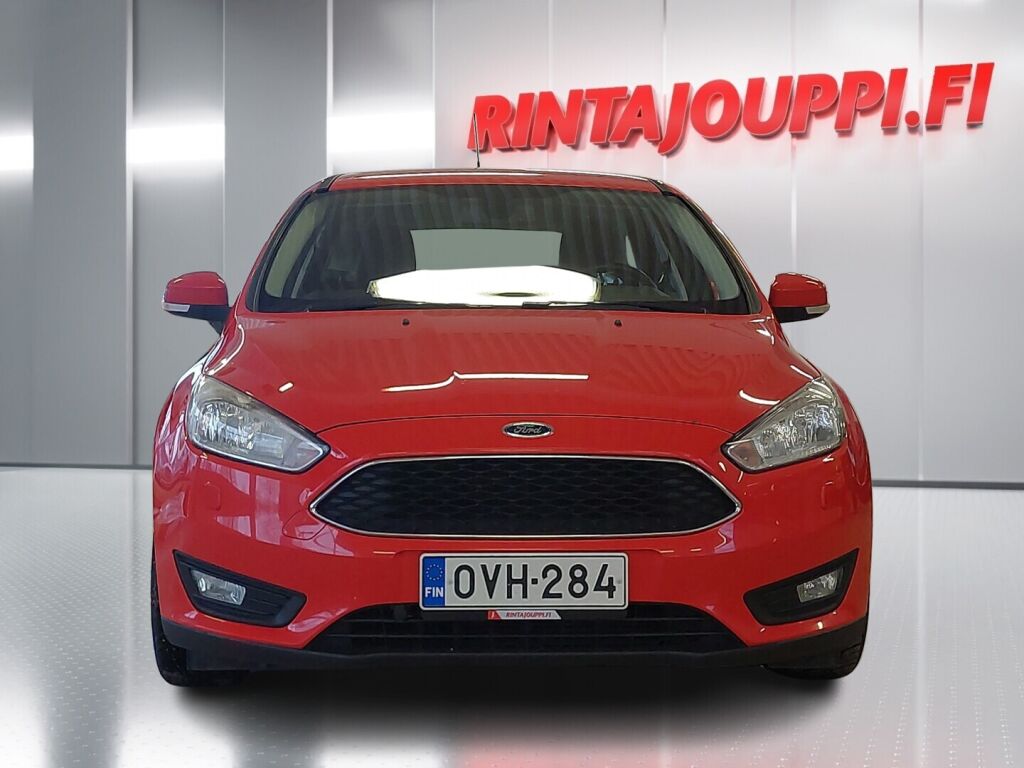 Ford Focus 2016 Punainen
