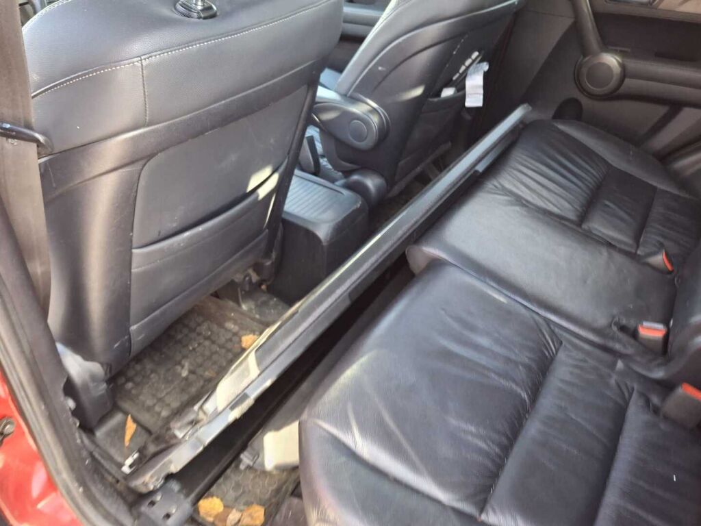 Honda CR-V 2010 Punainen