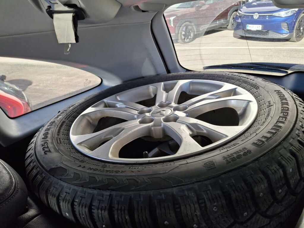Honda CR-V 2010 Punainen
