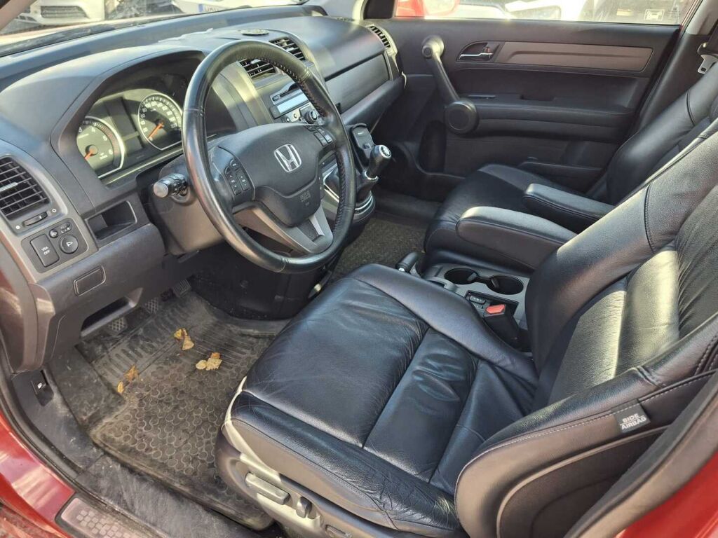 Honda CR-V 2010 Punainen