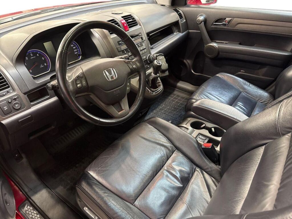 Honda CR-V 2010 Punainen