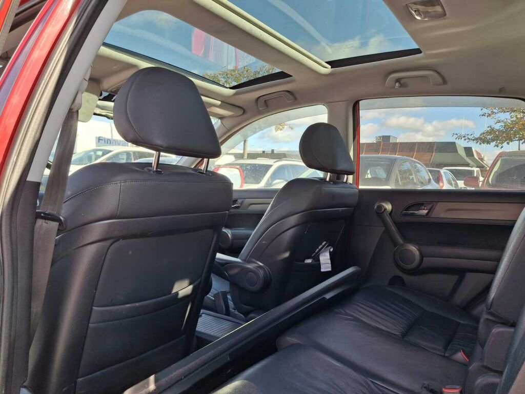 Honda CR-V 2010 Punainen