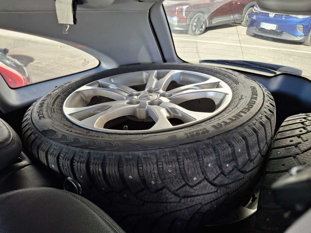 Honda CR-V 2010 Punainen