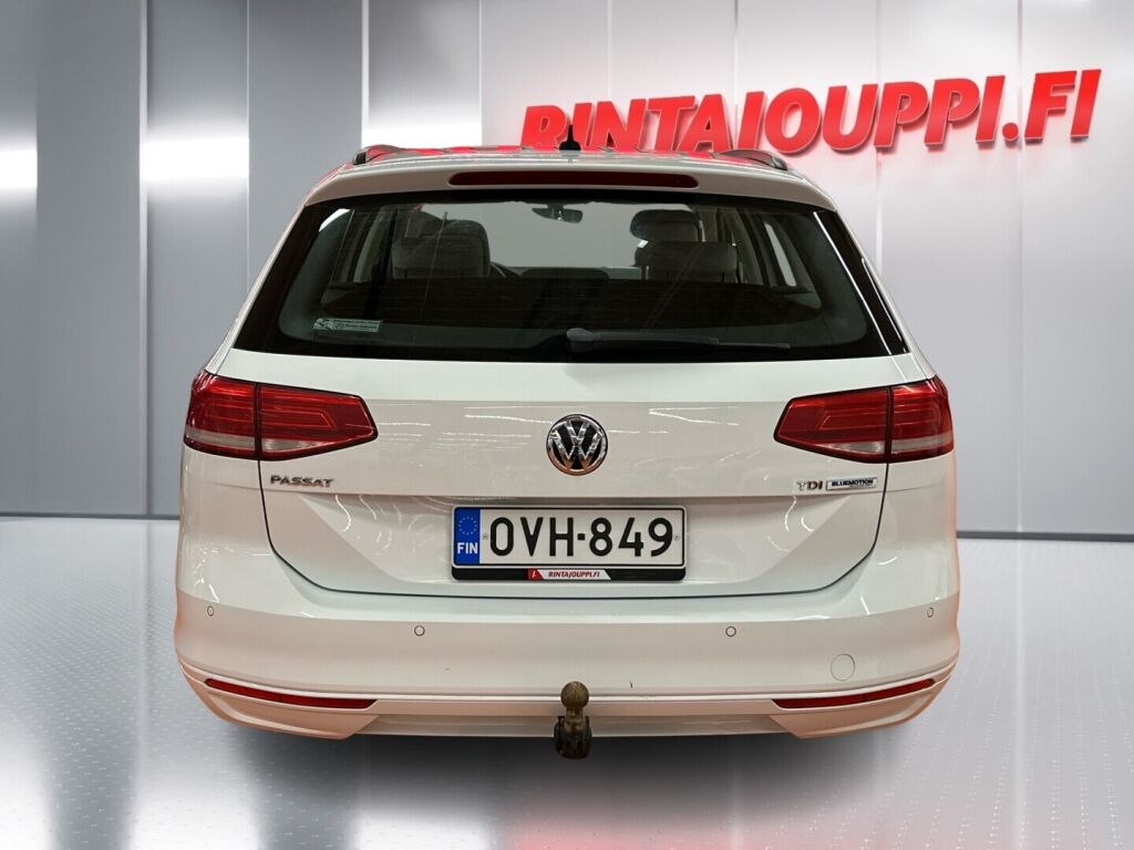 Volkswagen Passat 2016 Valkoinen