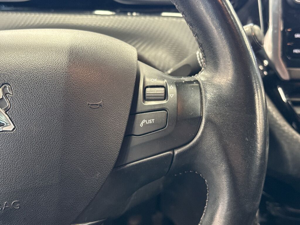 Peugeot 208 2016 Harmaa