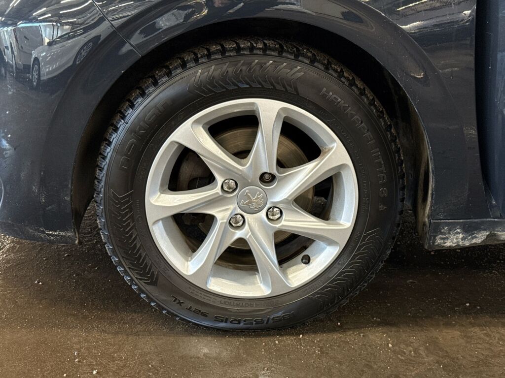 Peugeot 208 2016 Harmaa