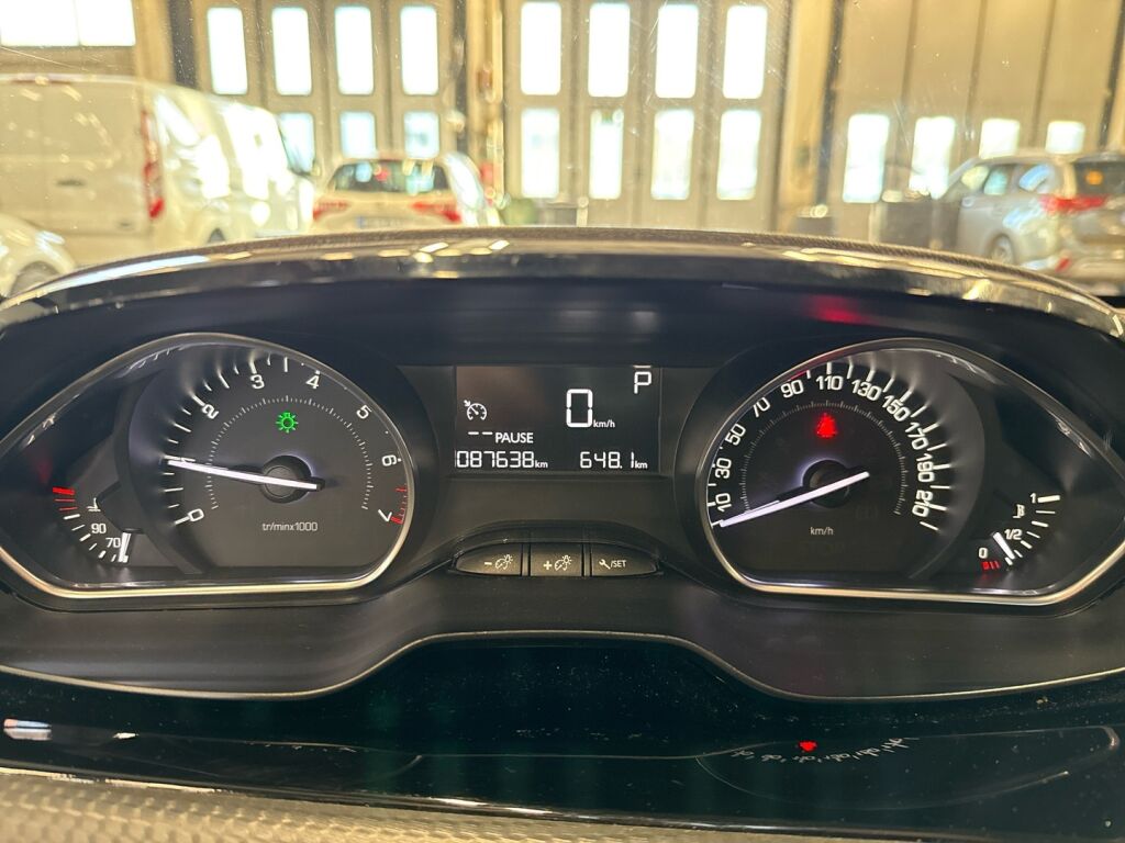 Peugeot 208 2016 Harmaa