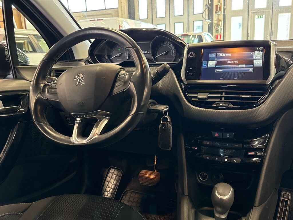 Peugeot 208 2016 Harmaa