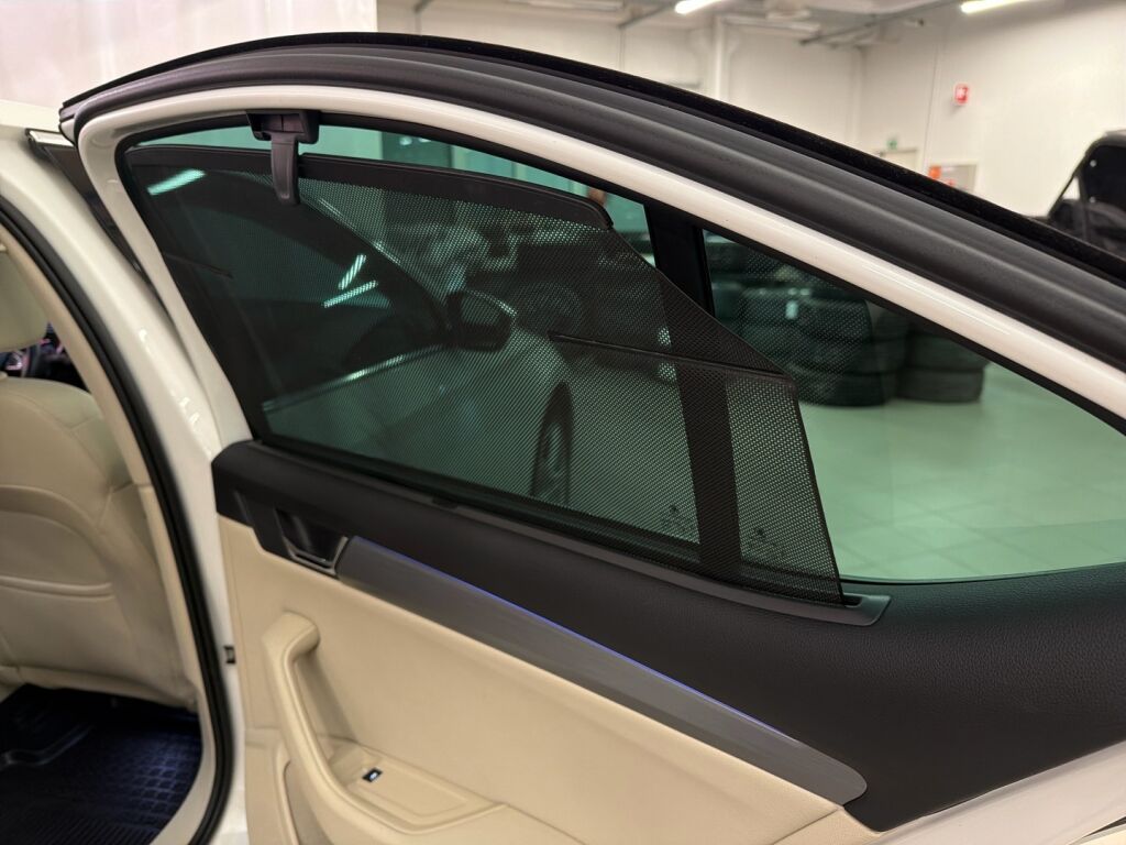 Skoda Superb 2016 Valkoinen