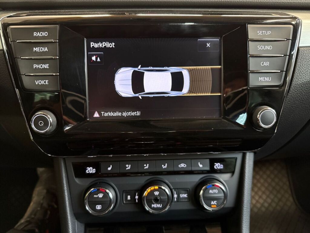Skoda Superb 2016 Harmaa