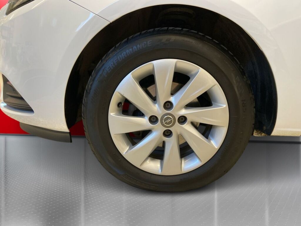 Opel Corsa 2016 Valkoinen