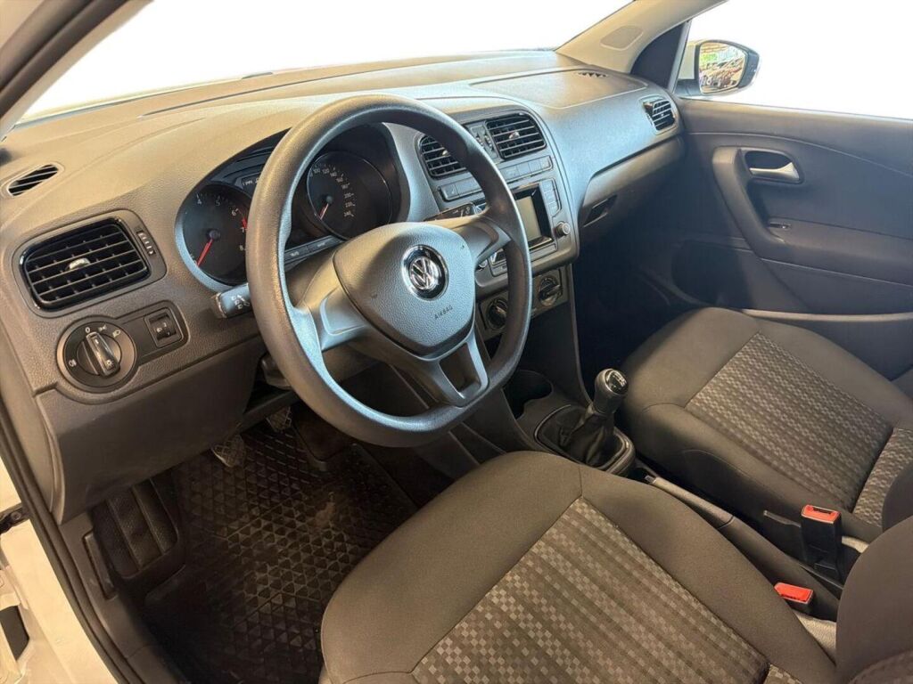 Volkswagen Polo 2017 Valkoinen