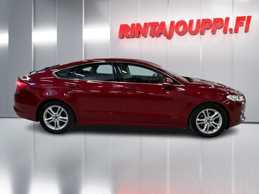 Ford Mondeo 2016 Punainen