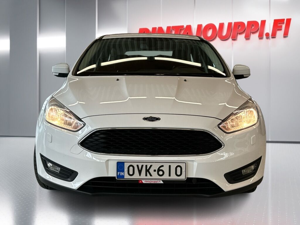Ford Focus 2016 Valkoinen