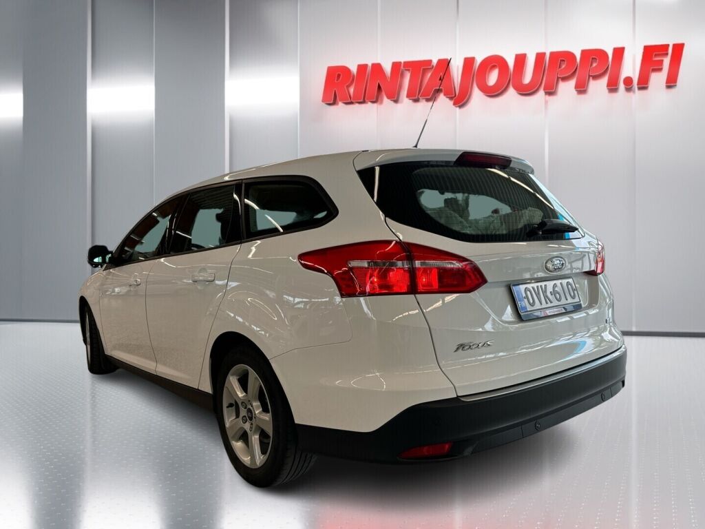 Ford Focus 2016 Valkoinen