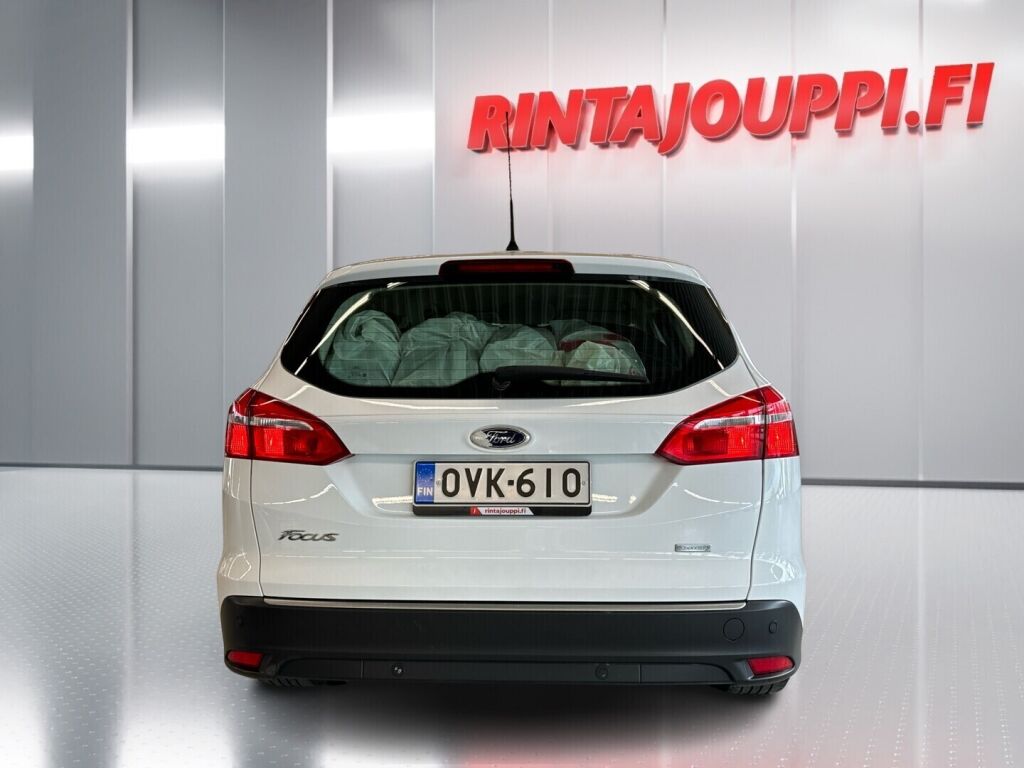 Ford Focus 2016 Valkoinen