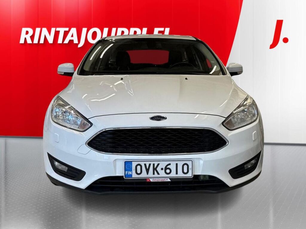 Ford Focus 2016 Valkoinen