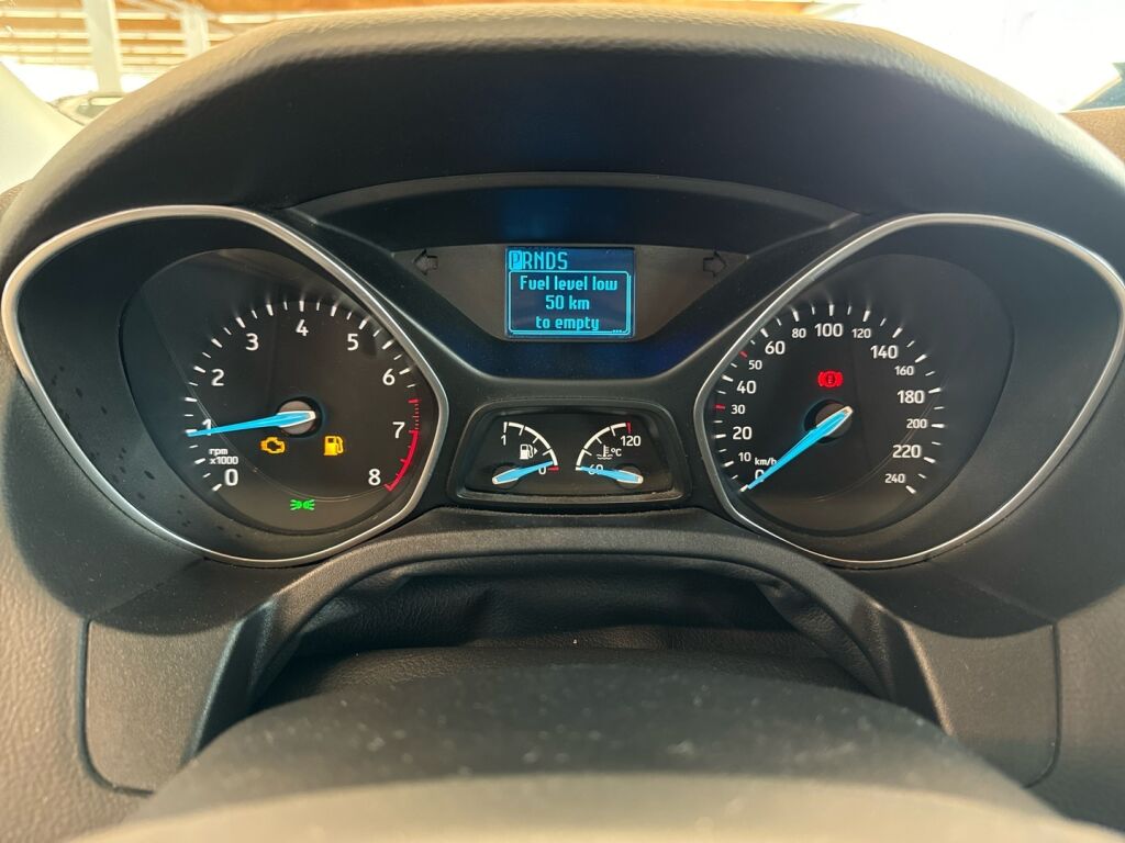 Ford Focus 2016 Valkoinen