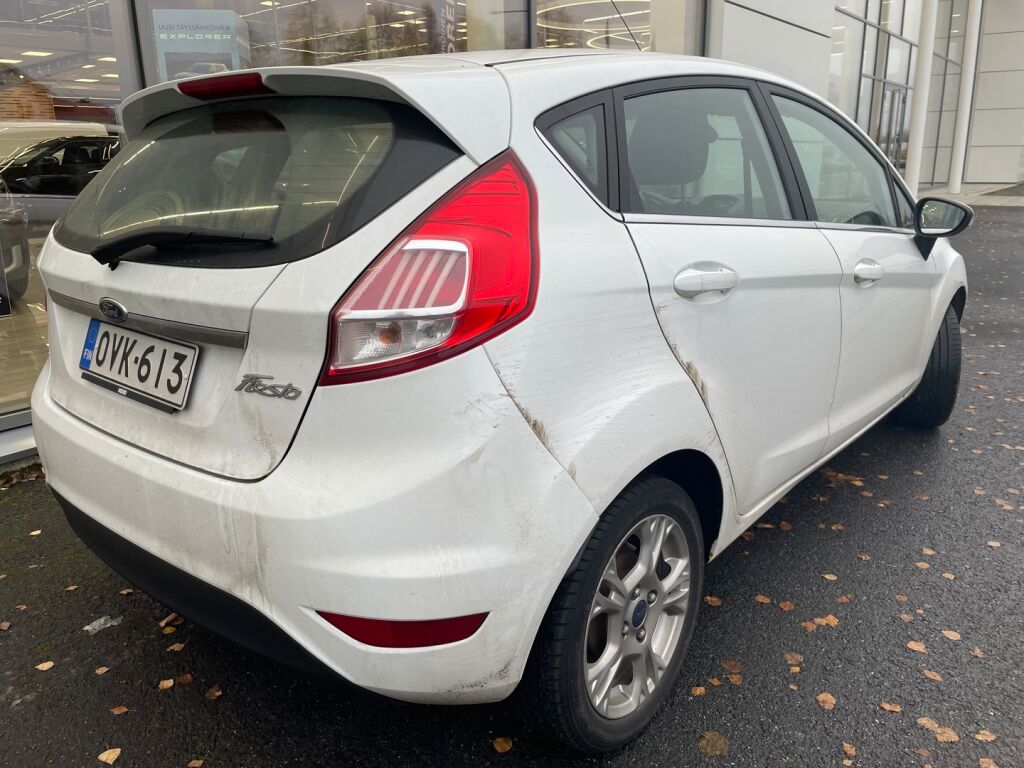 Ford Fiesta 2016 Valkoinen