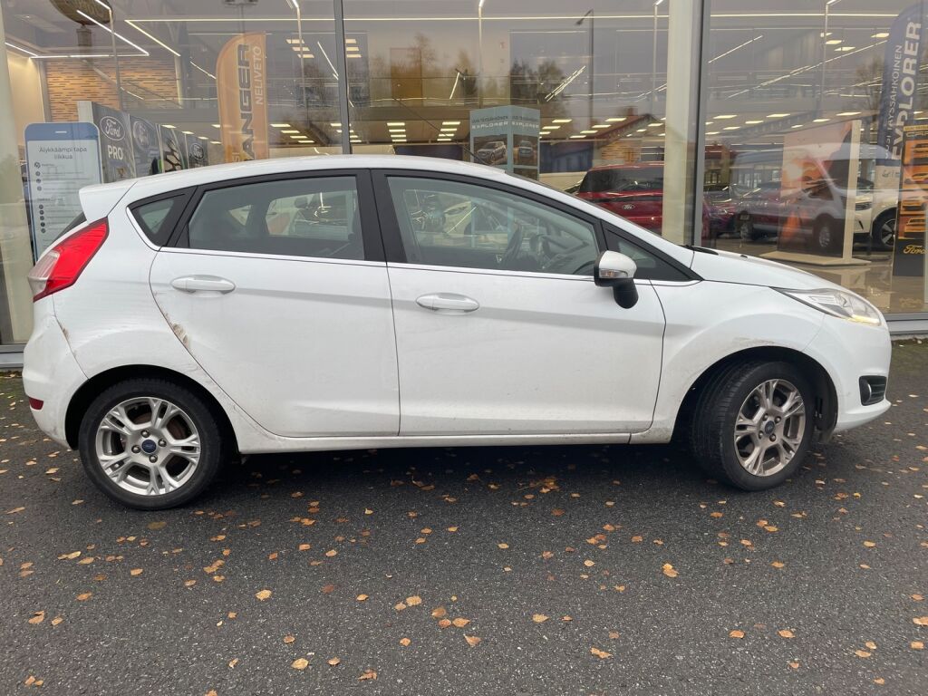 Ford Fiesta 2016 Valkoinen