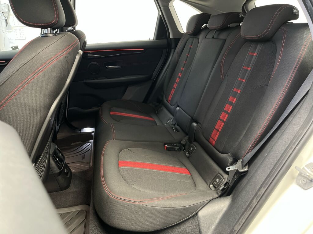 BMW 225 2016 Valkoinen