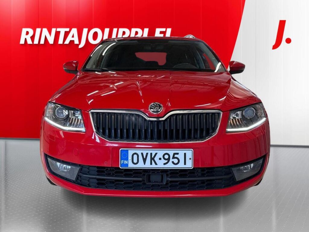 Skoda Octavia 2016 Punainen