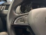 Skoda Octavia 2016 Punainen