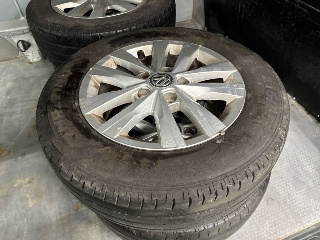 Volkswagen Transporter 2016 Hopea